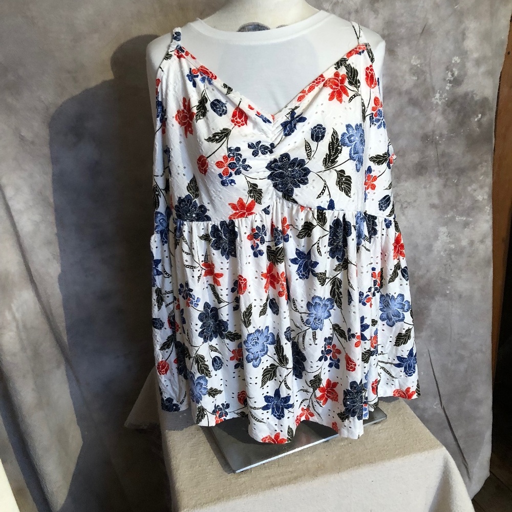 TORRID TANK TOP SIZE 4